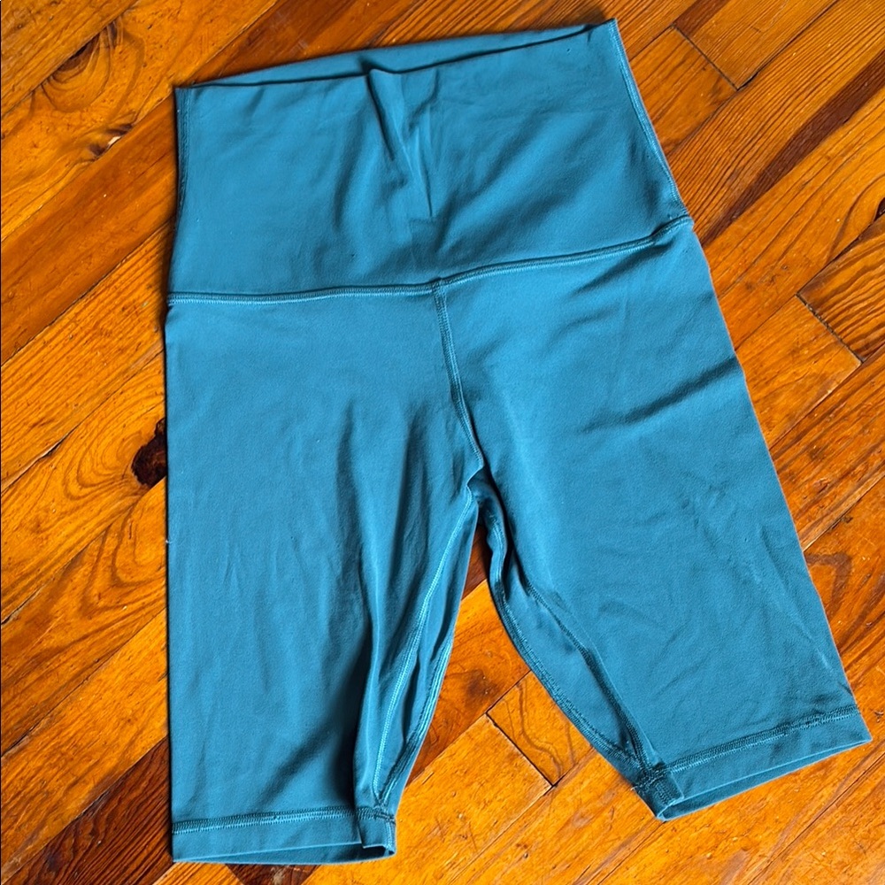 Lululemon Teal Women's High-Waisted Shorts
